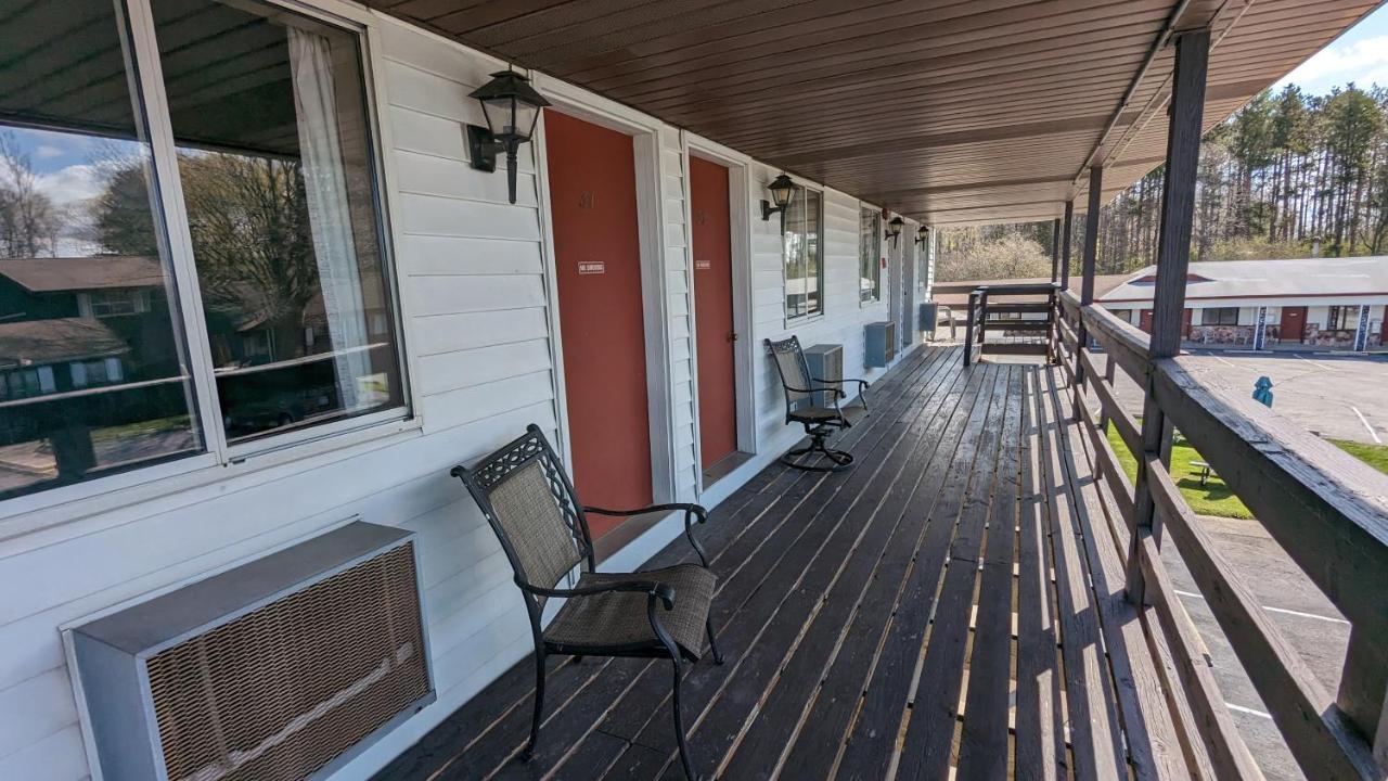 The Nova Motel Ludington Ngoại thất bức ảnh
