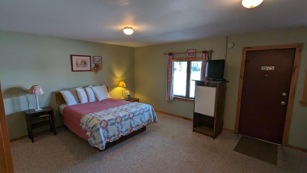 The Nova Motel Ludington Ngoại thất bức ảnh